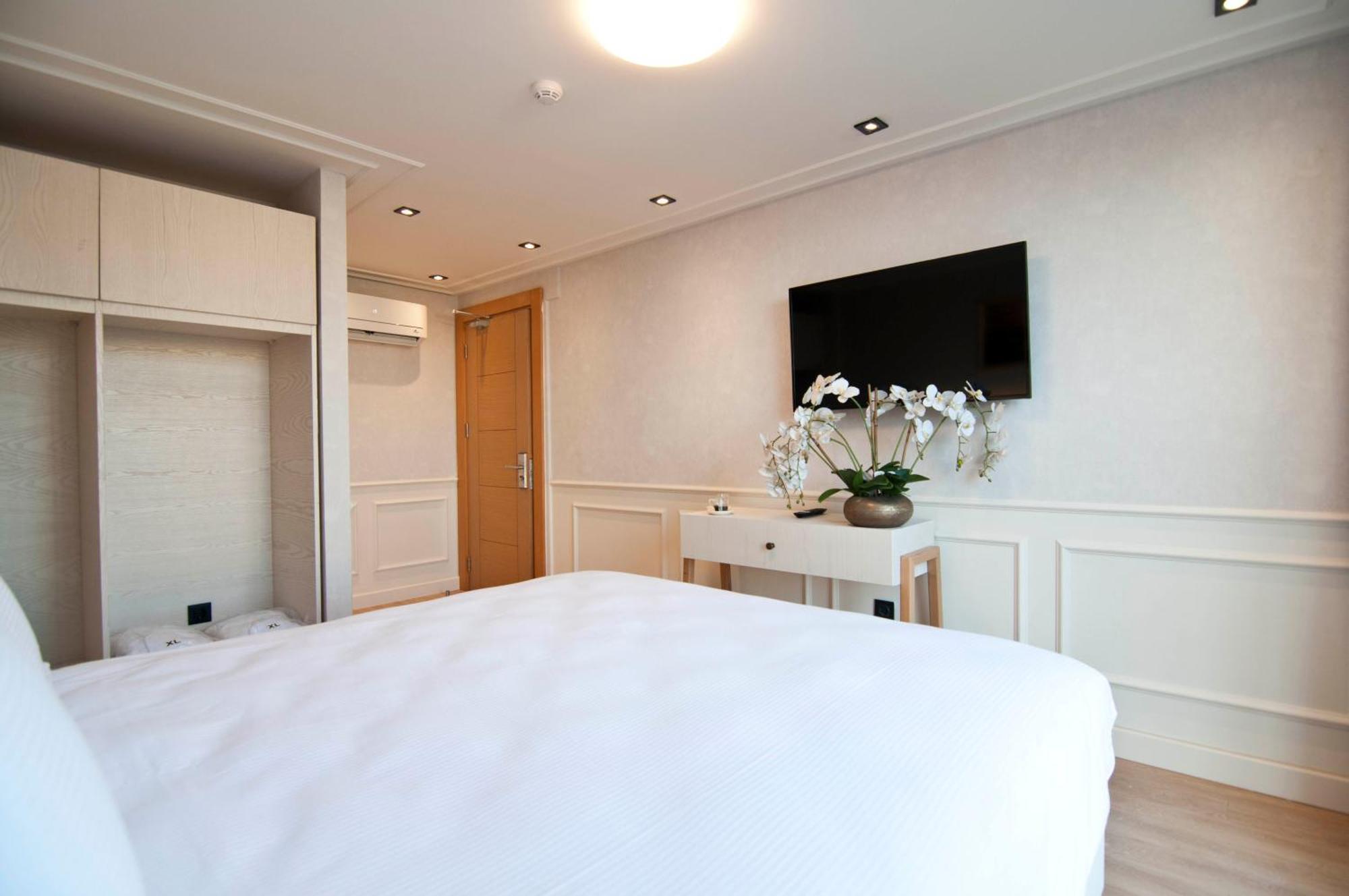 Xloft Hotel Istanboel Buitenkant foto