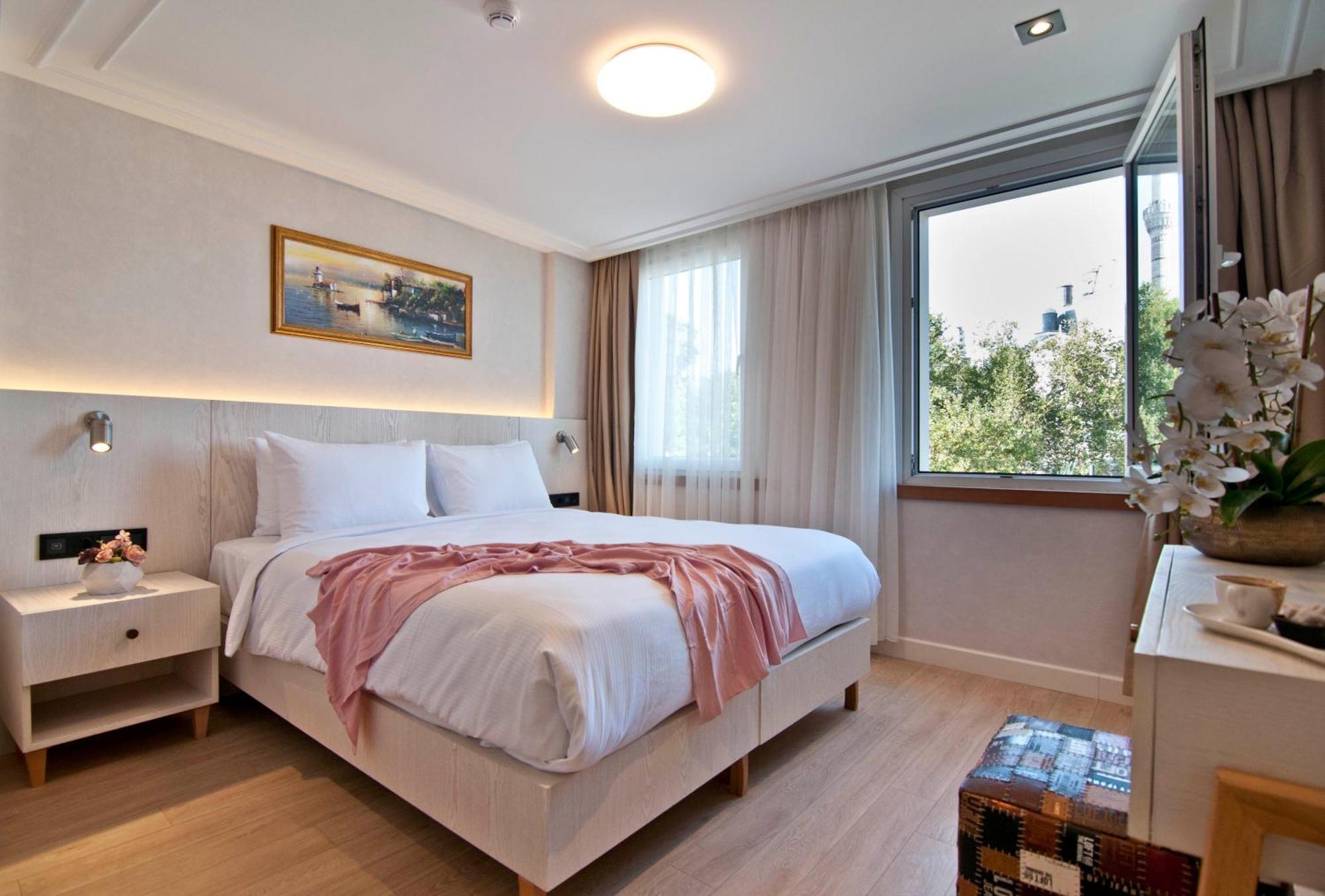 Xloft Hotel Istanboel Buitenkant foto