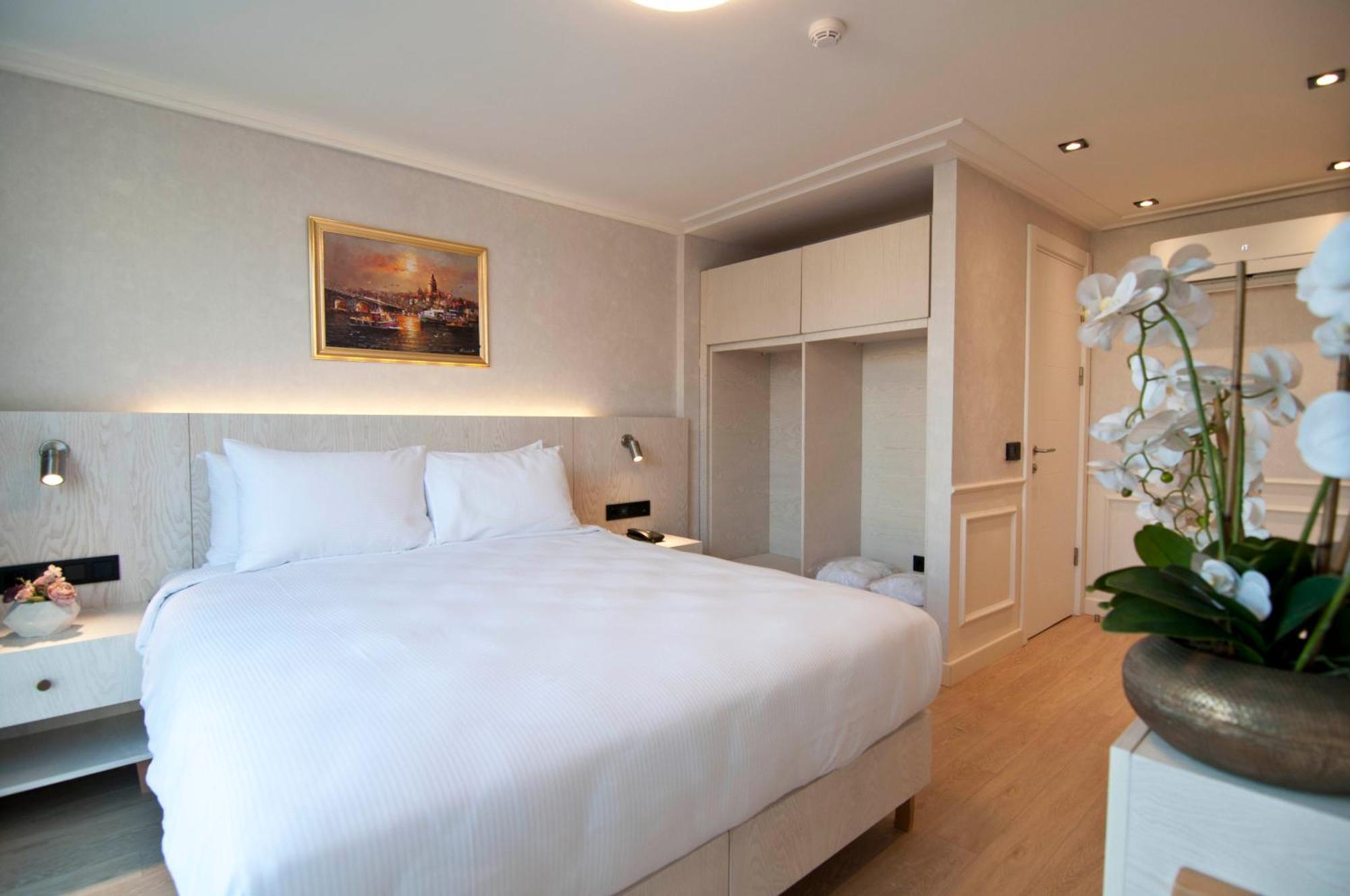 Xloft Hotel Istanboel Buitenkant foto
