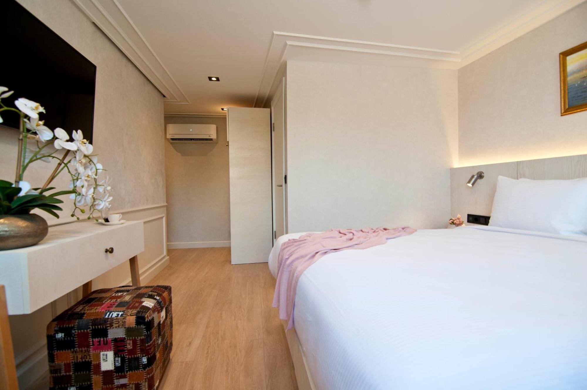 Xloft Hotel Istanboel Buitenkant foto
