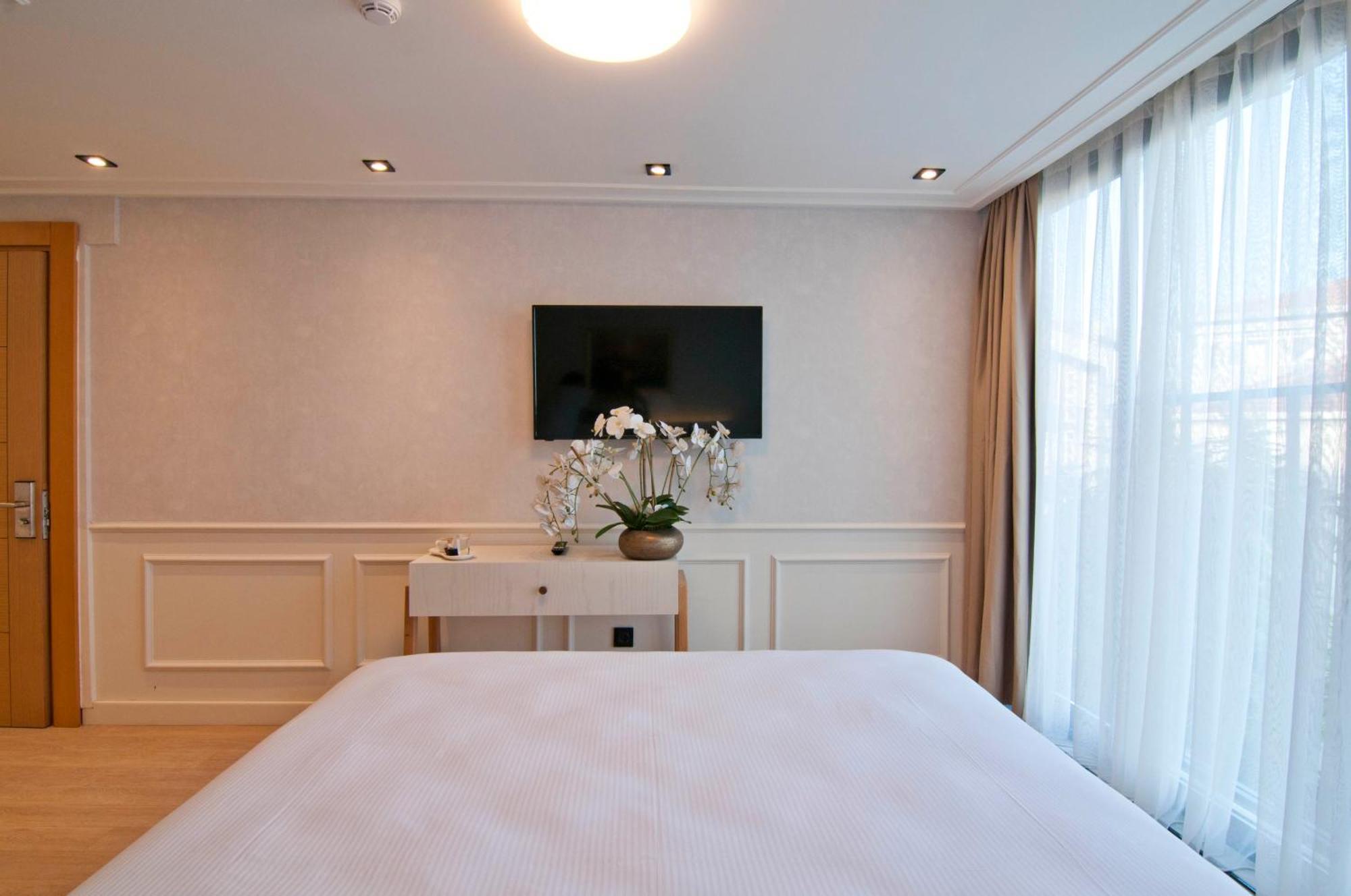 Xloft Hotel Istanboel Buitenkant foto