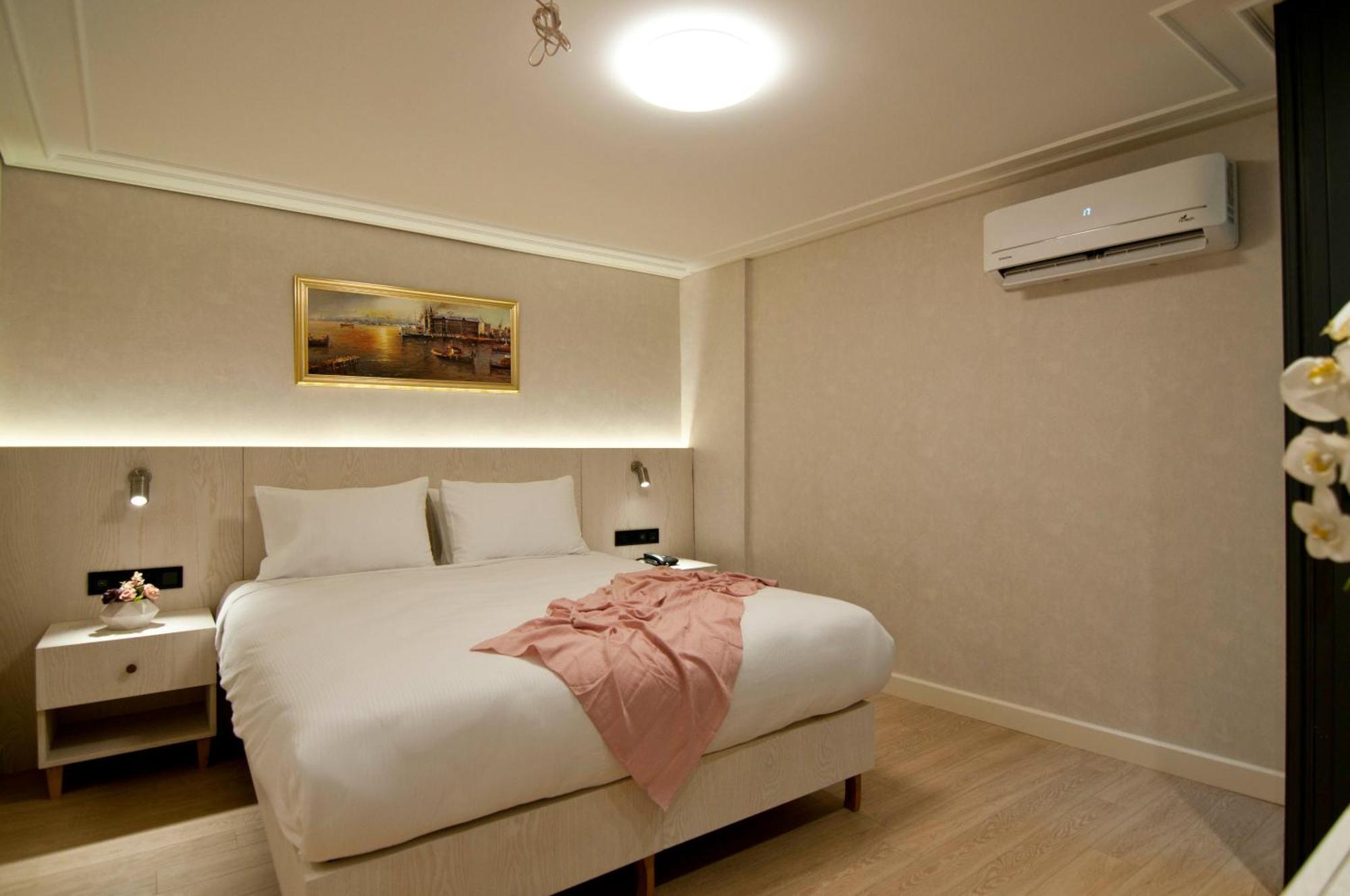 Xloft Hotel Istanboel Buitenkant foto