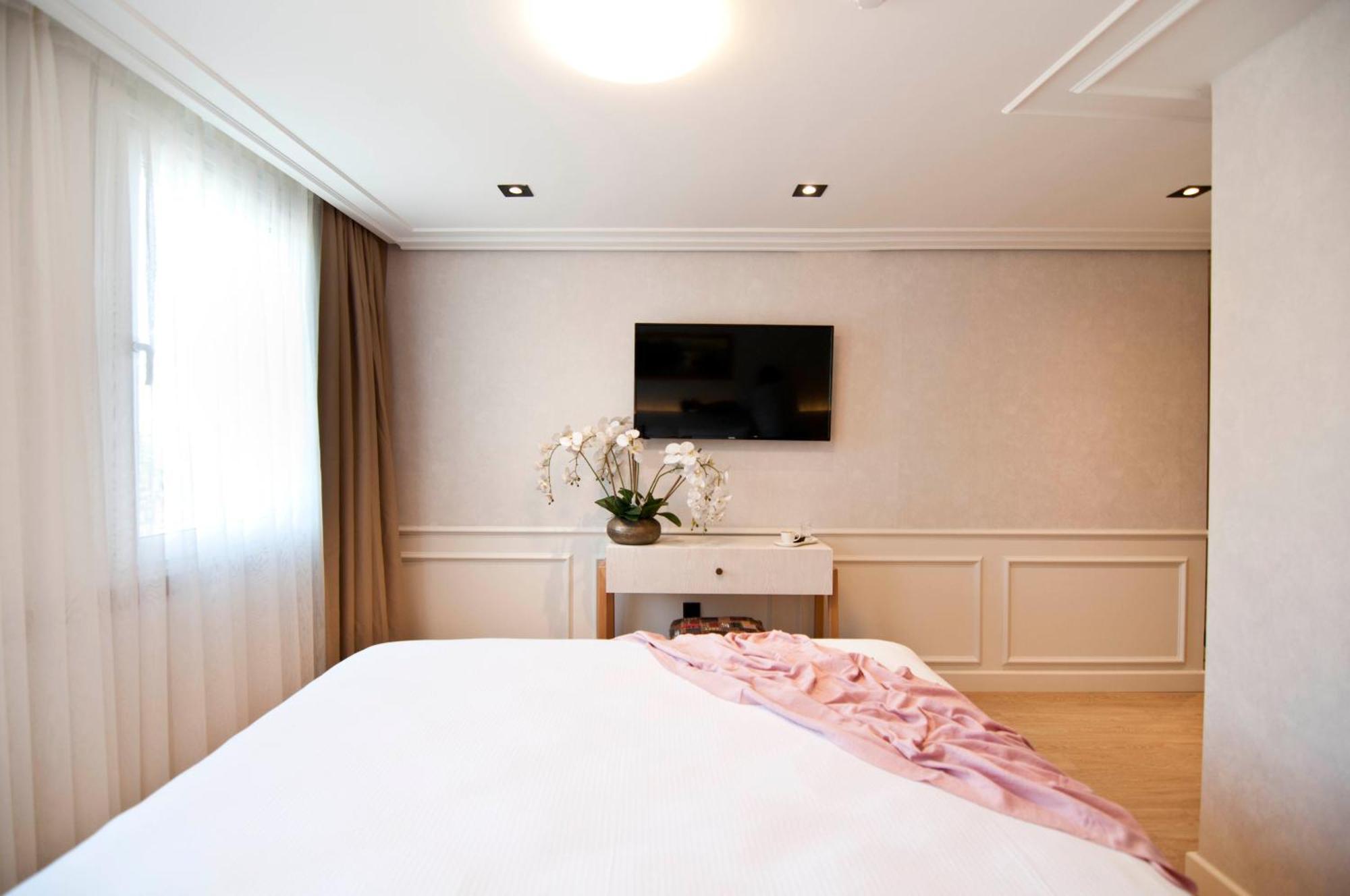 Xloft Hotel Istanboel Buitenkant foto