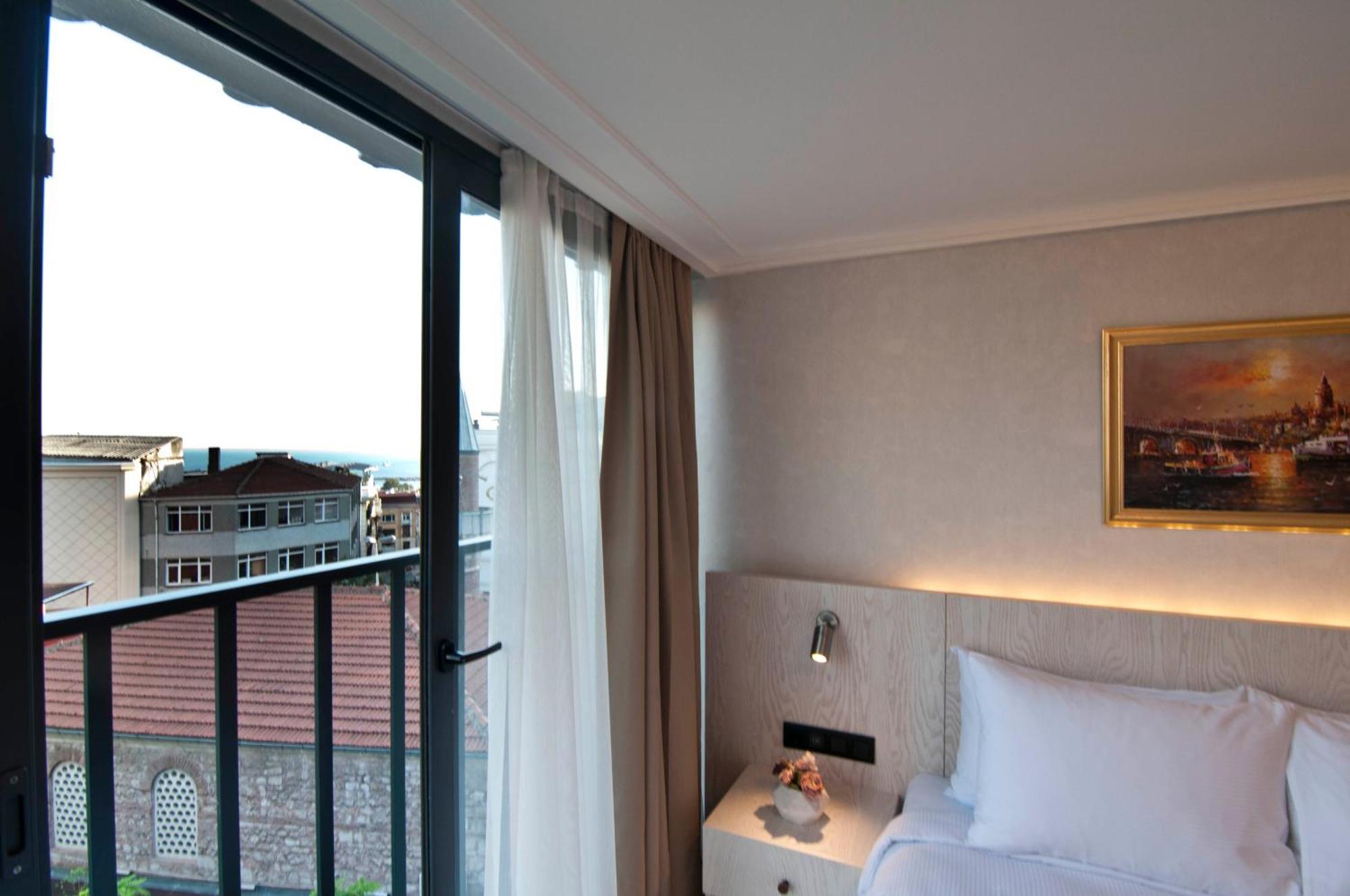 Xloft Hotel Istanboel Buitenkant foto