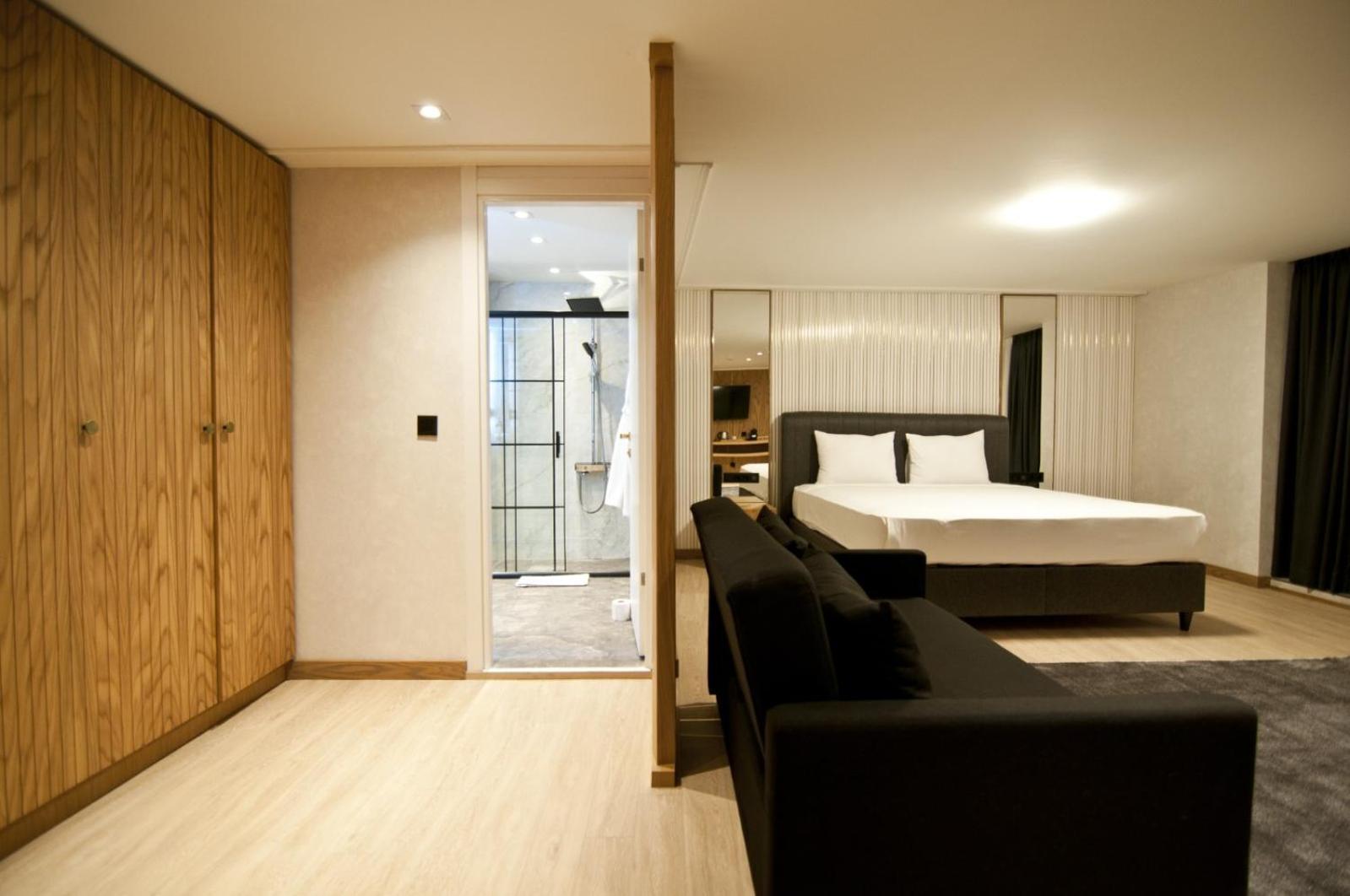 Xloft Hotel Istanboel Buitenkant foto