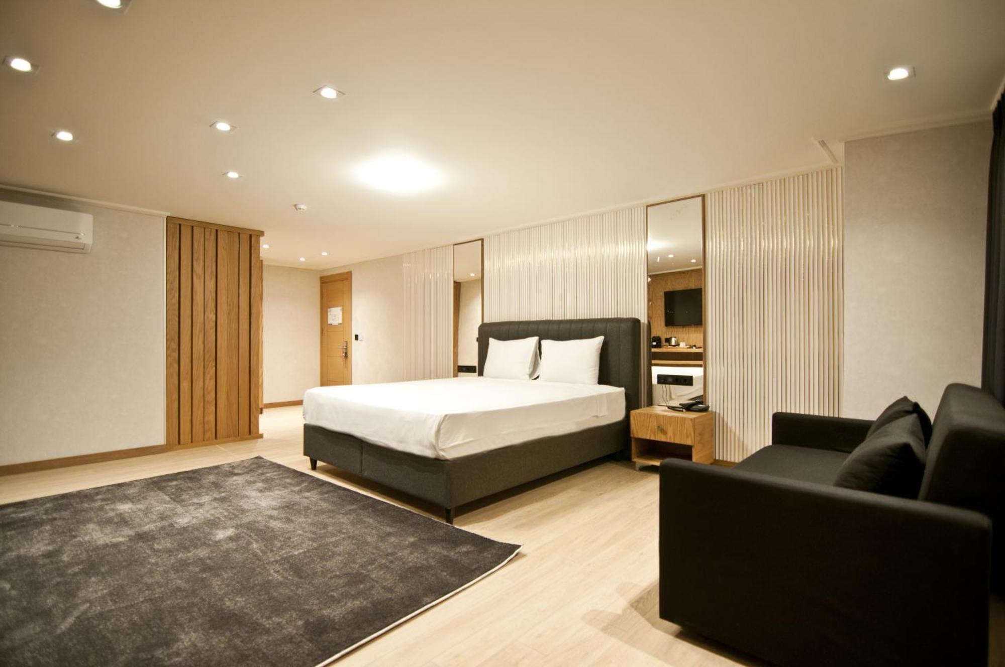 Xloft Hotel Istanboel Buitenkant foto